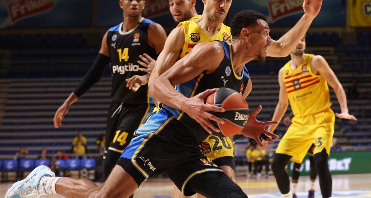 Laprovittola se basta para desconchar al Maccabi |  Baloncesto |  Deportes