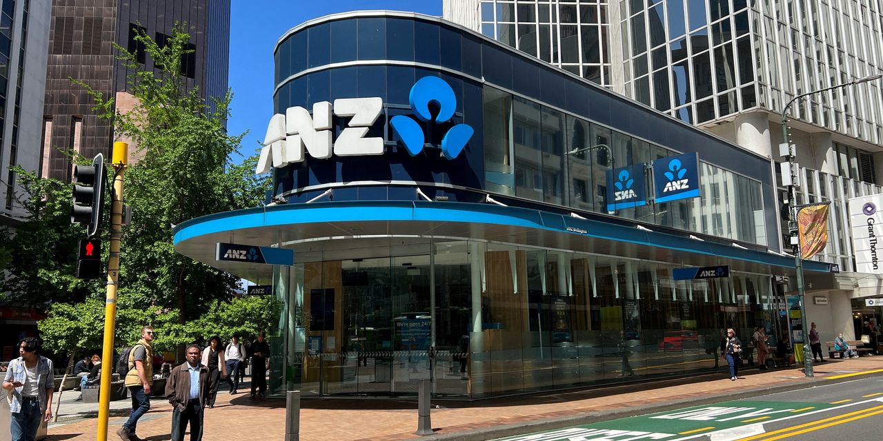 Las ganancias de ANZ se mantienen estables, aumenta el dividendo