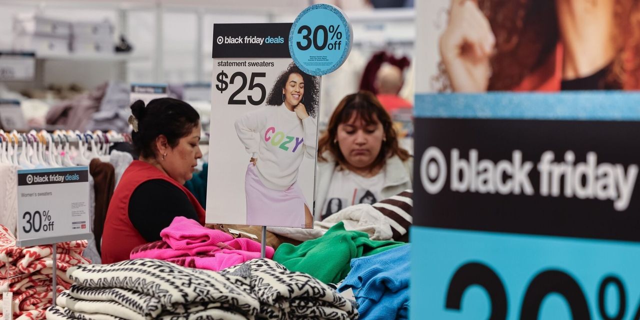 Las ofertas del Black Friday comienzan temprano, pero los compradores son exigentes este año