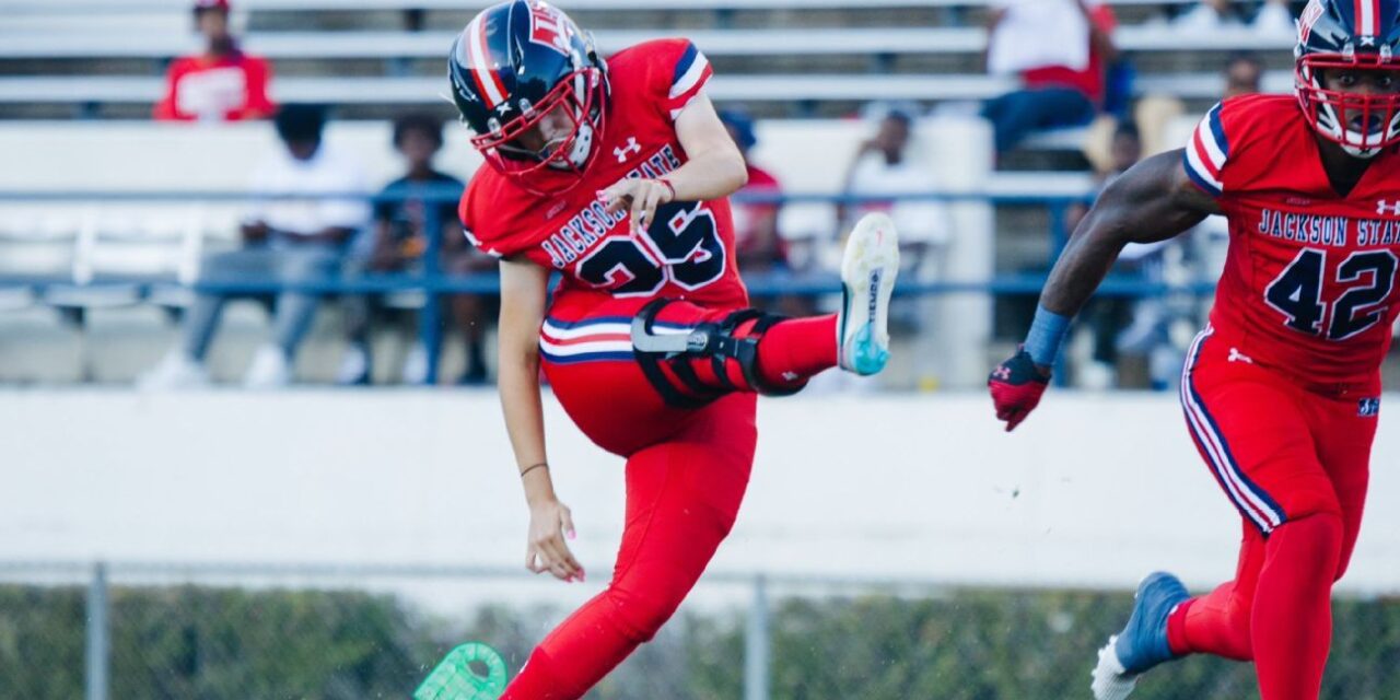 Leilani Armenta de Jackson State se compromete con el fútbol a tiempo completo