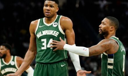 Los Milwaukee Bucks superan un déficit de 26 puntos en camino a ganar