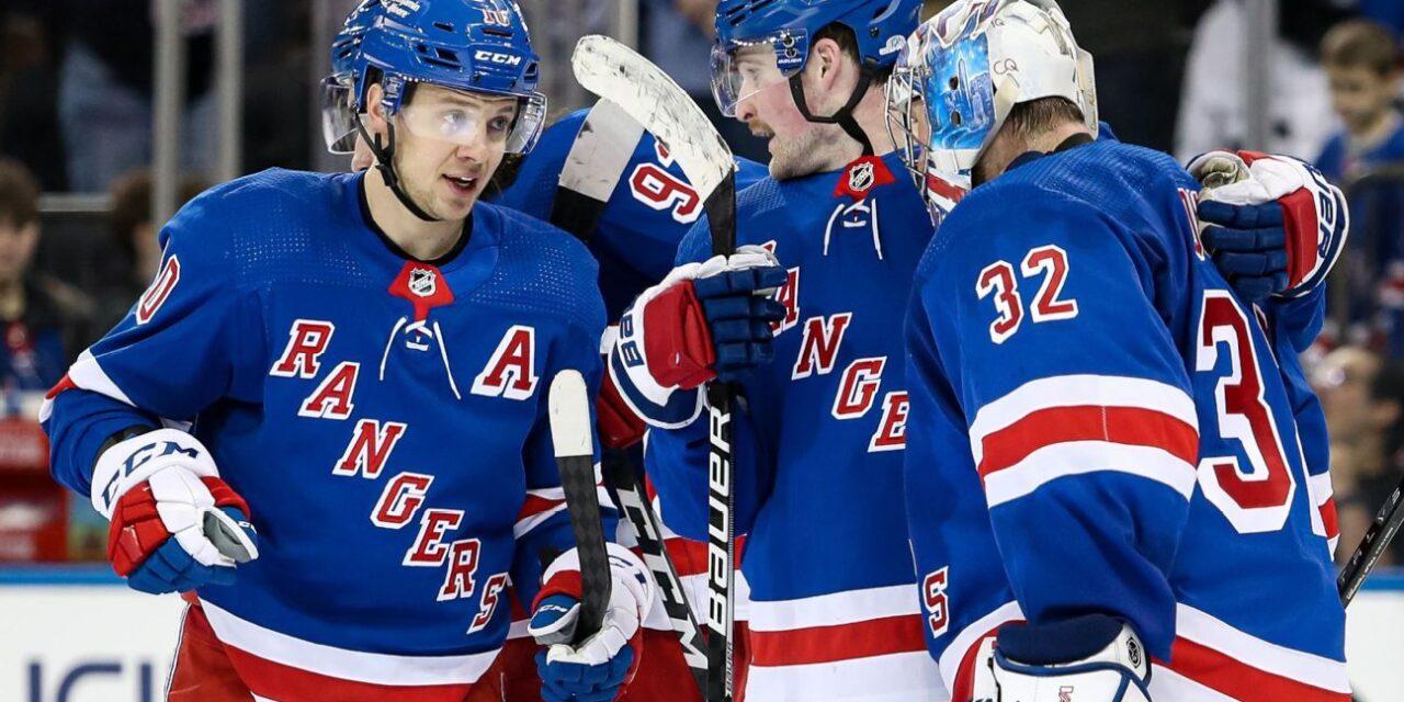 Los New York Rangers superan a los Boston Bruins en la batalla por la élite del Este
