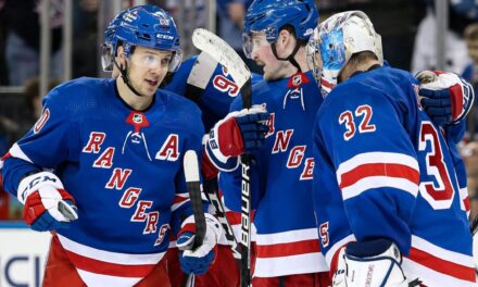 Los New York Rangers superan a los Boston Bruins en la batalla por la élite del Este