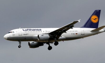 Los beneficios de Lufthansa superan las previsiones tras un fuerte verano