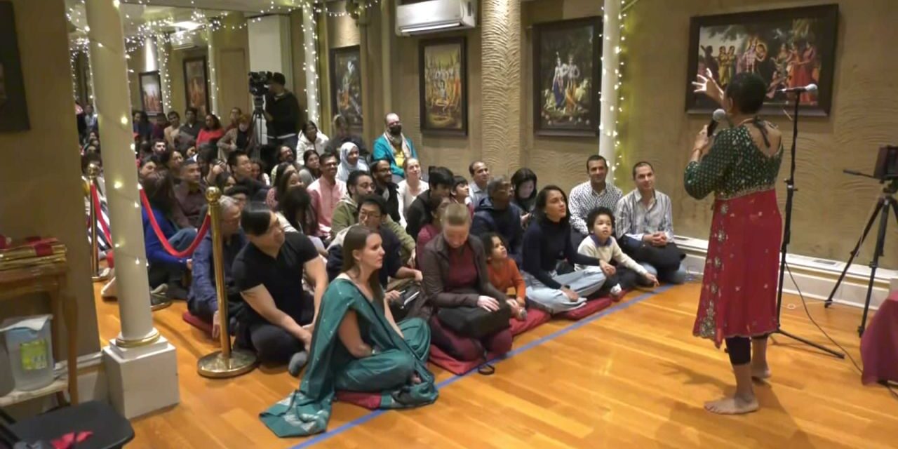 Los neoyorquinos celebran Diwali en los cinco condados