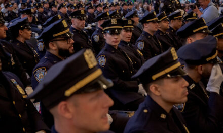 Los recortes presupuestarios propuestos por el Departamento de Policía de Nueva York generan angustia y escepticismo