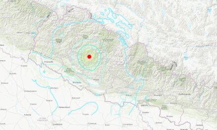 Más de 60 muertos en Nepal por un sismo de magnitud 5,6 |  internacional