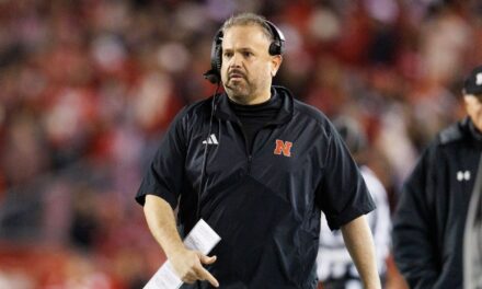 Matt Rhule de Nebraska prefiere desarrollar jugadores propios al portal