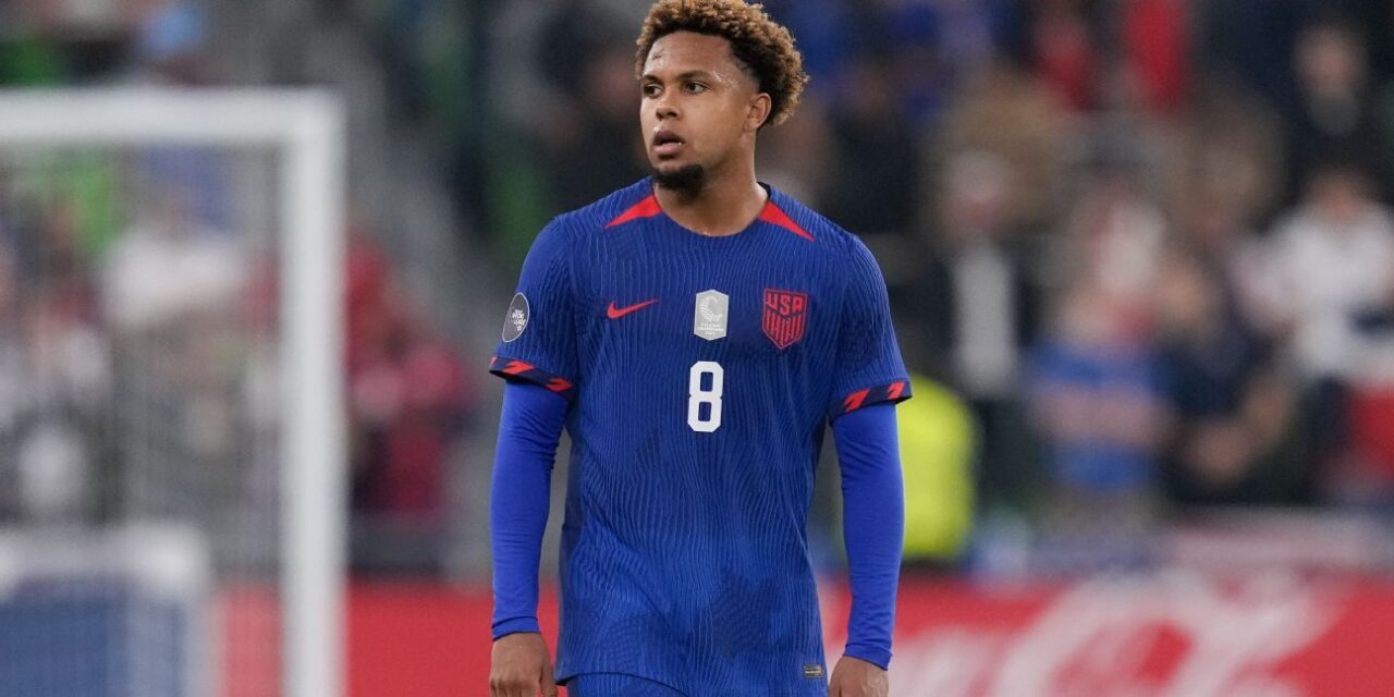 McKennie abandona el campamento de USMNT después de agravar su lesión en la rodilla