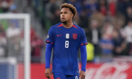 McKennie abandona el campamento de USMNT después de agravar su lesión en la rodilla