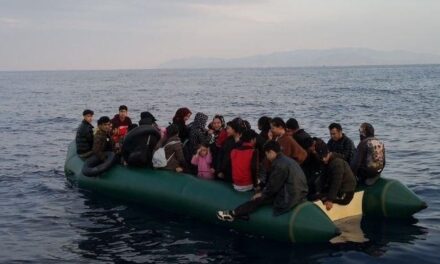 Médicos Sin Fronteras denuncia expulsiones en caliente y maltrato a refugiados por parte de Grecia |  internacional