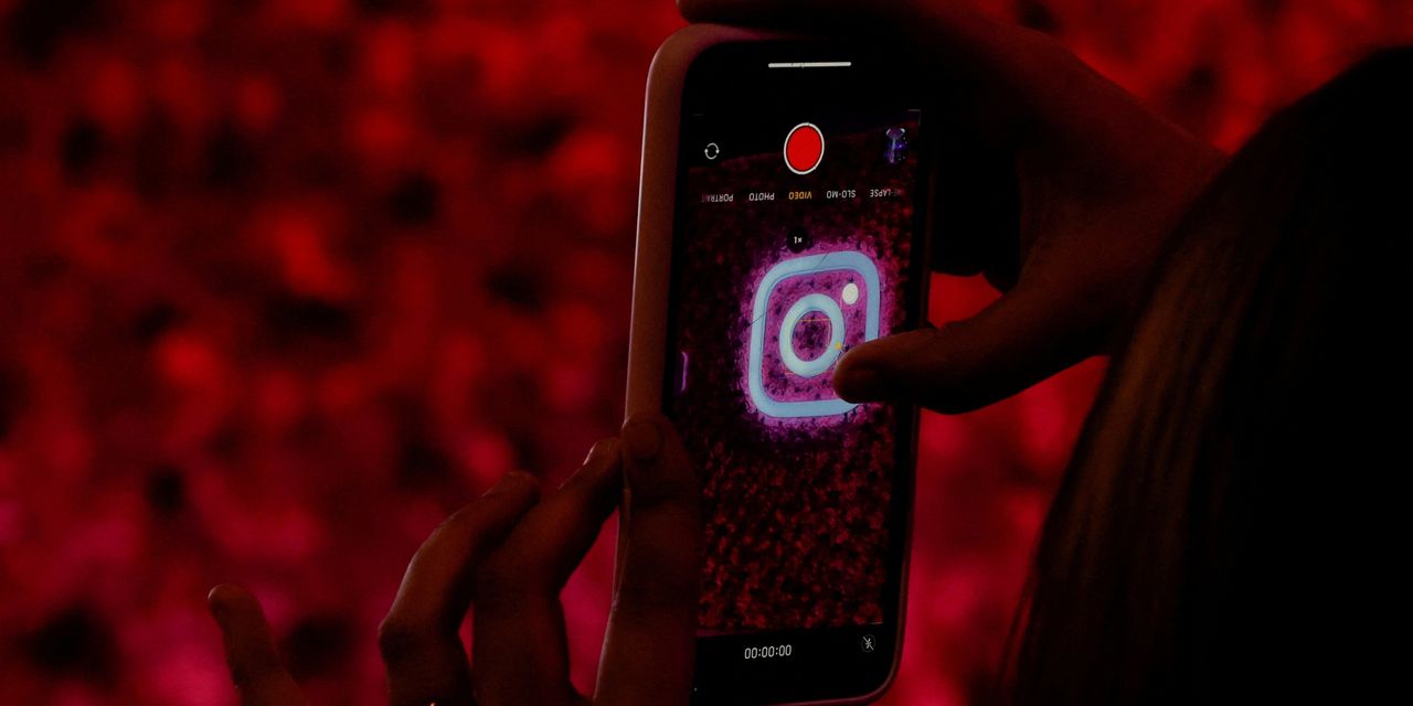 Meta se enfrenta a una investigación de un organismo de control italiano sobre el contenido de marca de Instagram