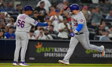 Mets cortan a Vogelbach y Guillorme y firman contrato con Stewart