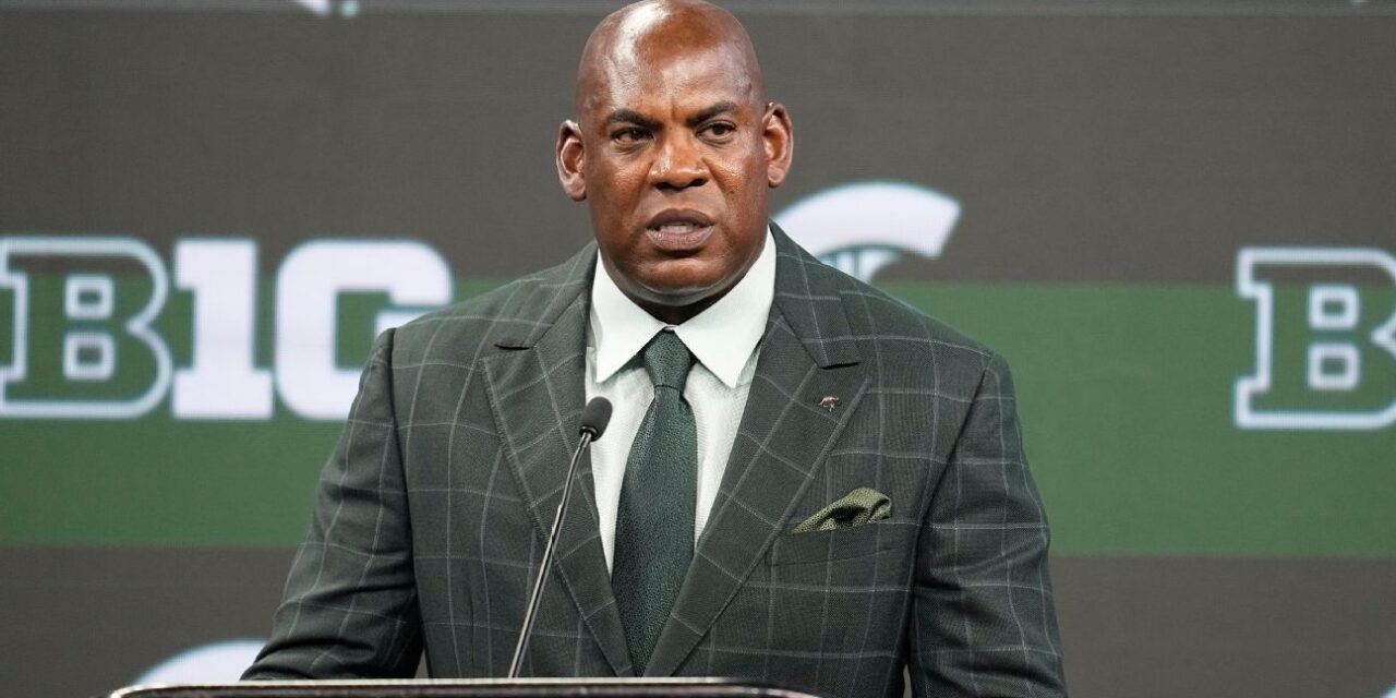 Michigan State AD consideró la separación de Mel Tucker antes de la temporada, dicen fuentes