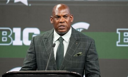 Michigan State AD consideró la separación de Mel Tucker antes de la temporada, dicen fuentes