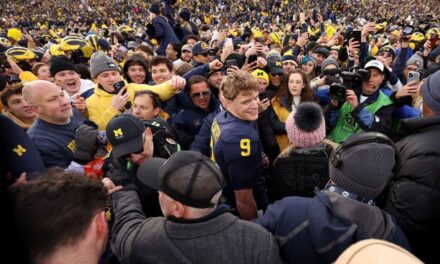 Michigan vence a Ohio State por tercera victoria consecutiva en rivalidad