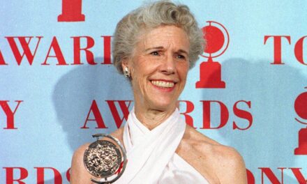 Muere Frances Sternhagen, actor ganador del premio Tony, a los 93 años