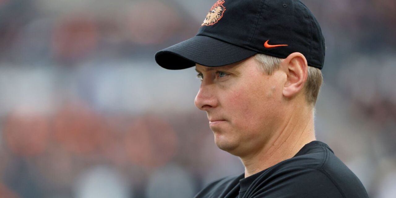 Oregon St. promueve a DC Trent Bray para reemplazar a Jonathan Smith