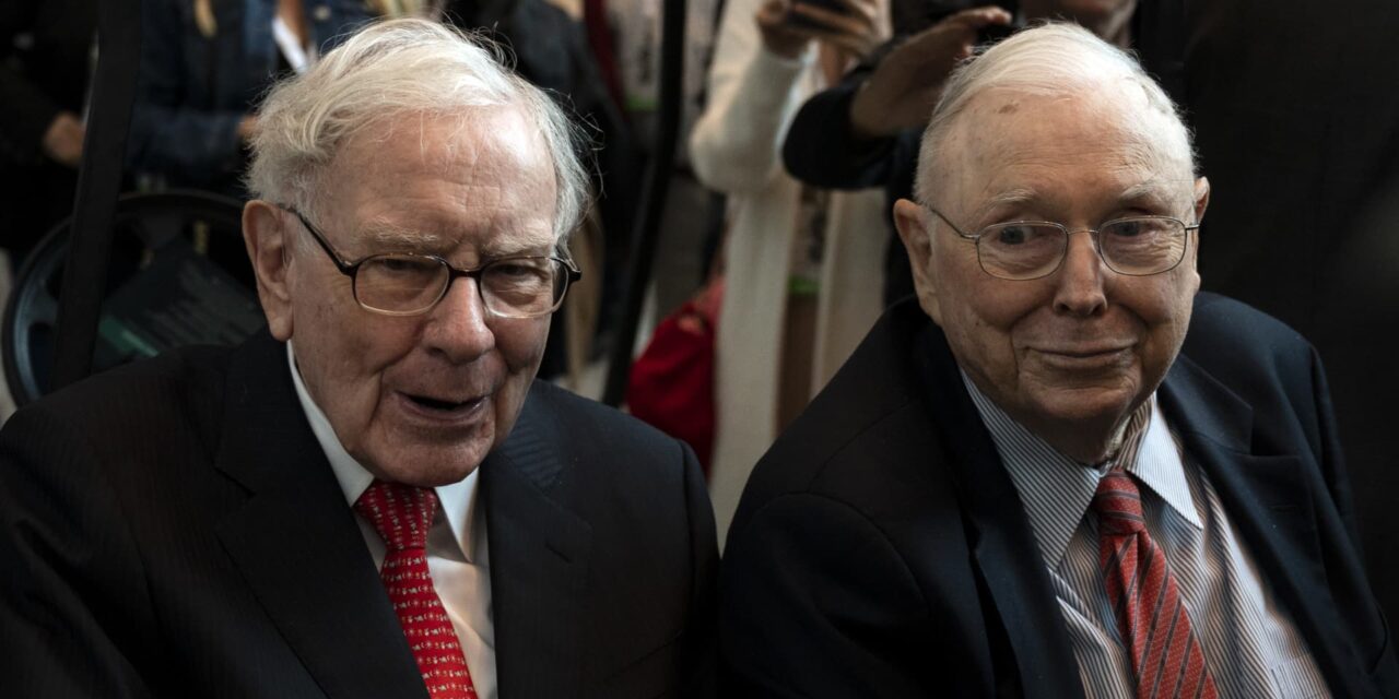 Por qué la asociación de 60 años de Munger y Buffett fue tan especial: 'Charlie y yo nunca hemos tenido una discusión'