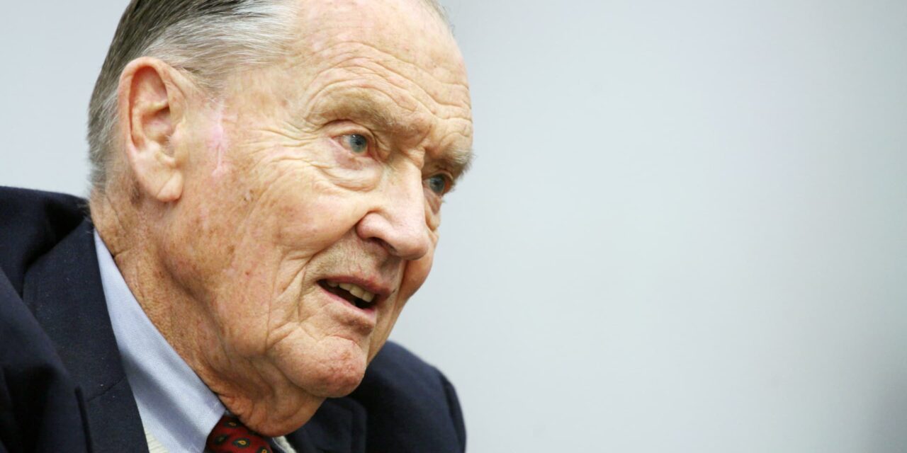 Por qué la estrategia de inversión "perezosa" de Jack Bogle está regresando