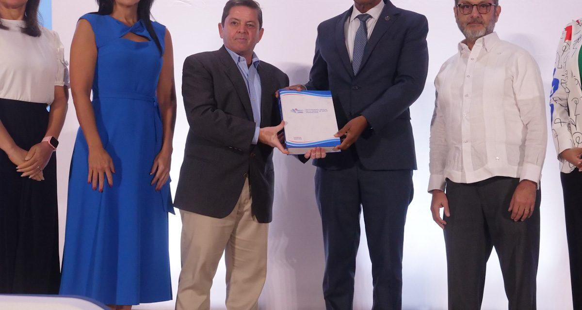 Presenta Diccionario Oficial de Lengua de Señas Dominicana;  avance clave para las personas sordas – El Nuevo Diario (República Dominicana)