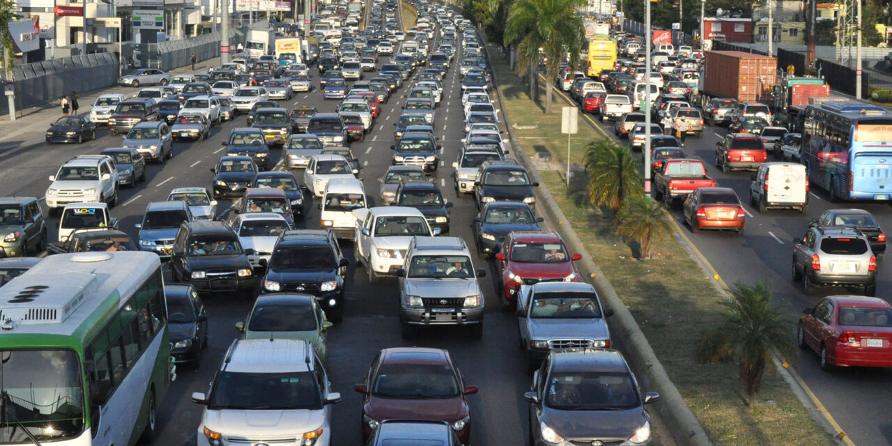 República Dominicana es el segundo país con más vehículos por persona