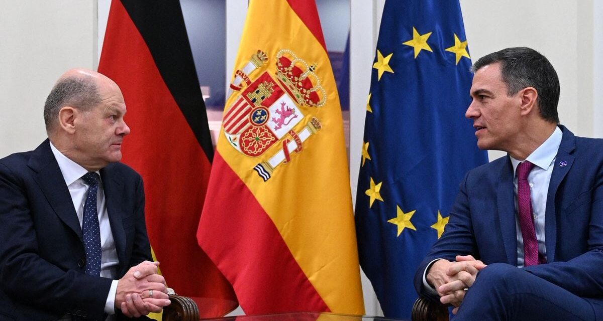 Scholz garantiza a Sánchez el apoyo de Alemania en la carrera de Calviño a la presidencia del BEI |  Economía