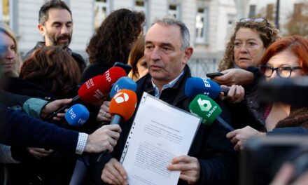 Sumar se querella por prevaricación contra los vocales conservadores del Poder Judicial por el acuerdo aprobado contra la amnistía |  España