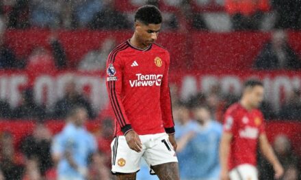 Ten Hag: La noche de Rashford tras la derrota en el derbi es "inaceptable"