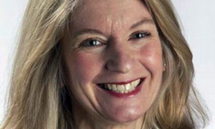 Terry Taylor, la primera mujer editora de deportes de AP, muere a los 71 años