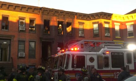 Tres personas mueren en incendio de Crown Heights, dice la policía de Nueva York