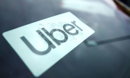 Uber y Lyft pagarán 328 millones de dólares para resolver acusaciones de robo de salario en Nueva York