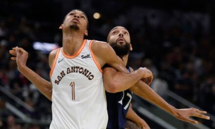 Victor Wembanyama de los Spurs gana el enfrentamiento 'especial' de elogios de Gobert