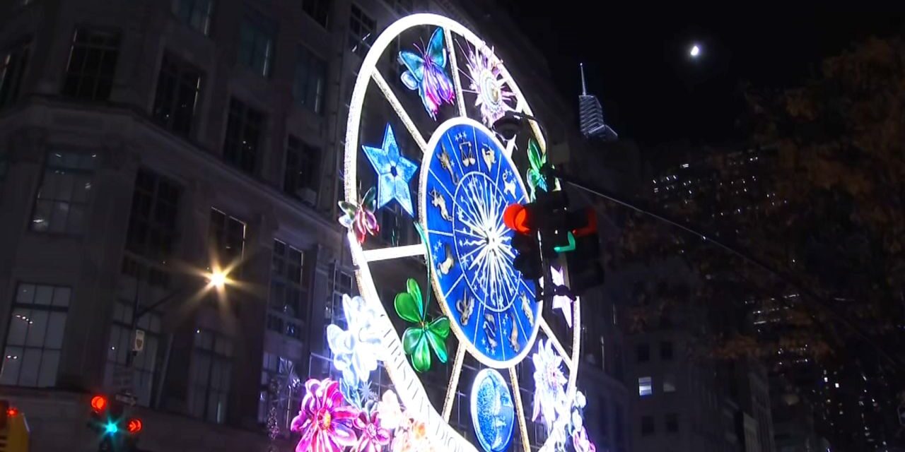 Vuelven las calles abiertas en la Quinta Avenida para la temporada navideña