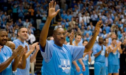 Walter Davis, ex estrella de los Phoenix Suns y gran jugador de la UNC, muere a los 69 años