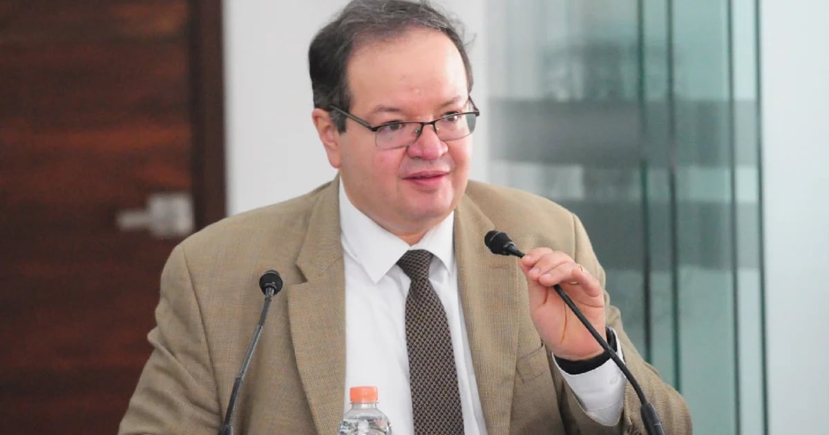 Xóchitl Gálvez y otros personajes de la política celebran que Leonardo Lomelí sea rector de la UNAM