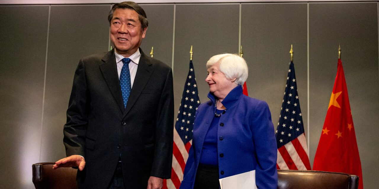 Yellen y He de China "intensificarán la comunicación" después de las reuniones previas a APEC