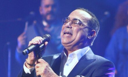una noche de amor y tributo a la mujer dominicana"| Listín Diario