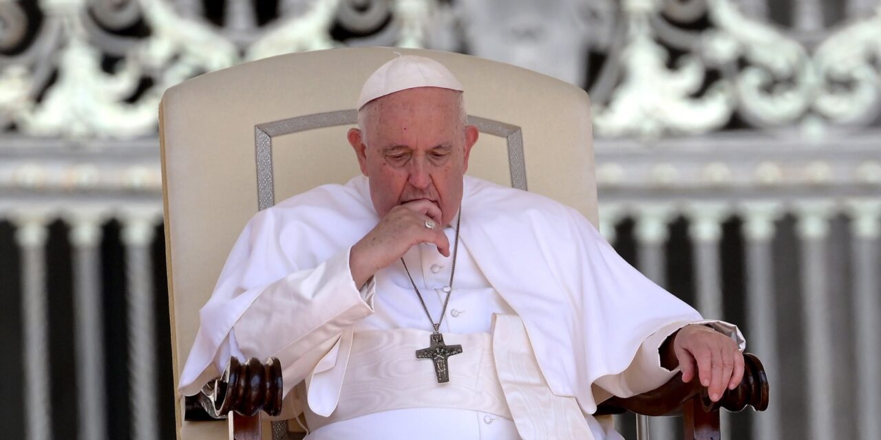 ¿Qué se sabe del estado de salud del papá Francisco?