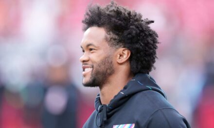 ¿Regresó un Kyler Murray diferente de la rehabilitación del ligamento anterior cruzado?