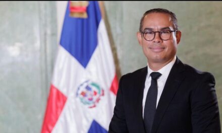 "Aspirante al Tribunal Constitucional aboga por resguardo de la soberanía dominicana"|  Listín Diario