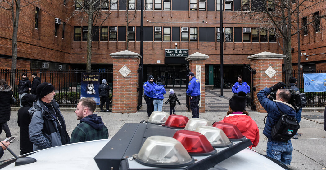 2 apuñalamientos en 2 días en escuelas de la ciudad de Nueva York, dice la policía