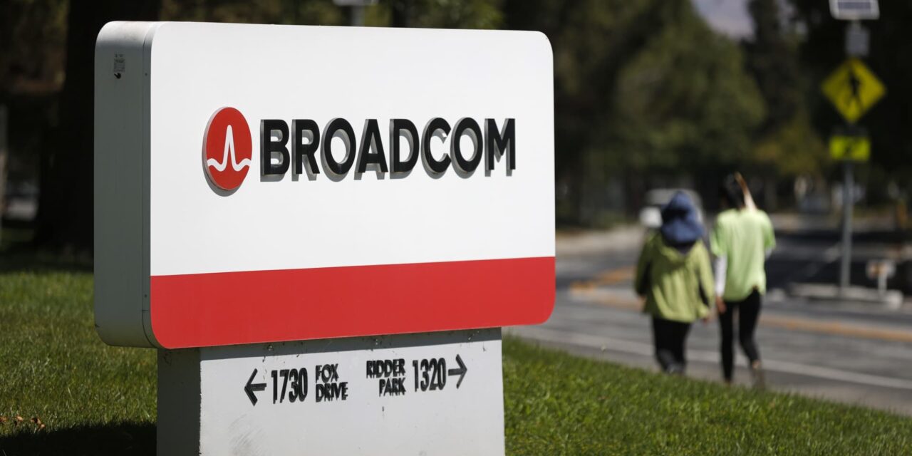 Acciones que realizan los mayores movimientos fuera de horario: Broadcom, Lululemon, RH y más