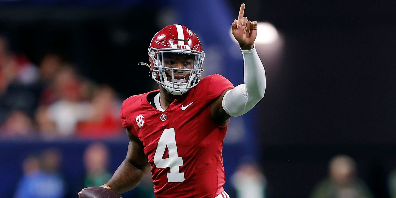 Alabama hunde el fútbol universitario en el caos
