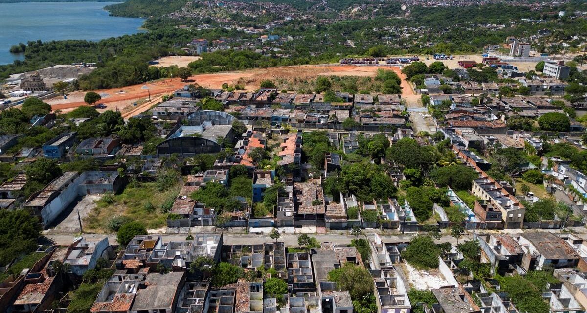 Alerta máxima en una ciudad de Brasil ante el riesgo inminente de que colapse una mina bajo cinco barrios