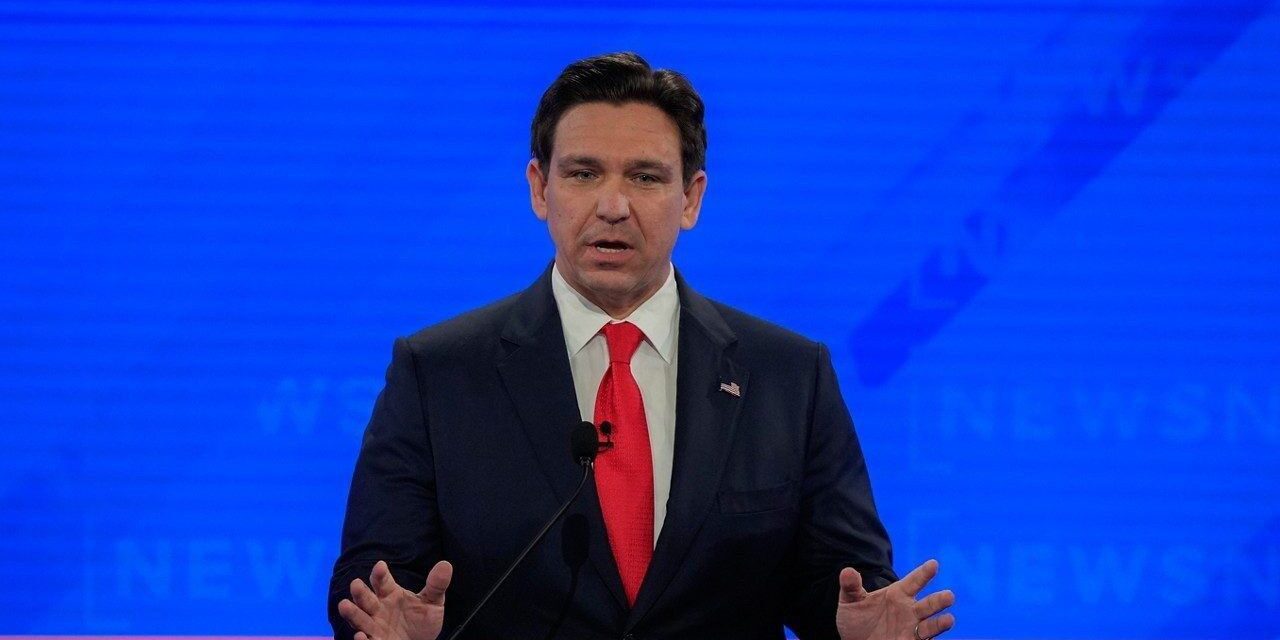 Alto estratega renuncia al súper PAC que respalda a DeSantis