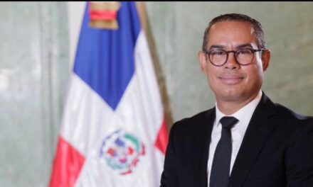 "Aspirante al Tribunal Constitucional aboga por resguardo de la soberanía dominicana"|  Listín Diario