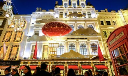 Aviones navideños en Londres: pasear entre luces y mercados, cenar en un iglú y subir a las atracciones de Hyde Park |  El Viajero