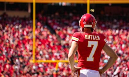 Belichick dice que patear balones para Chiefs y Patriots está poco inflado