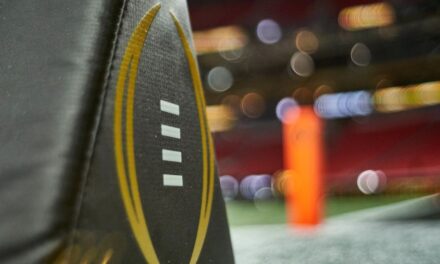 Bill Hancock del CFP responde al senador Rick Scott por la omisión de la FSU